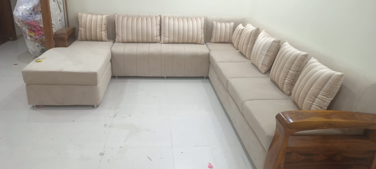 MR Sofa Center sofa work 1