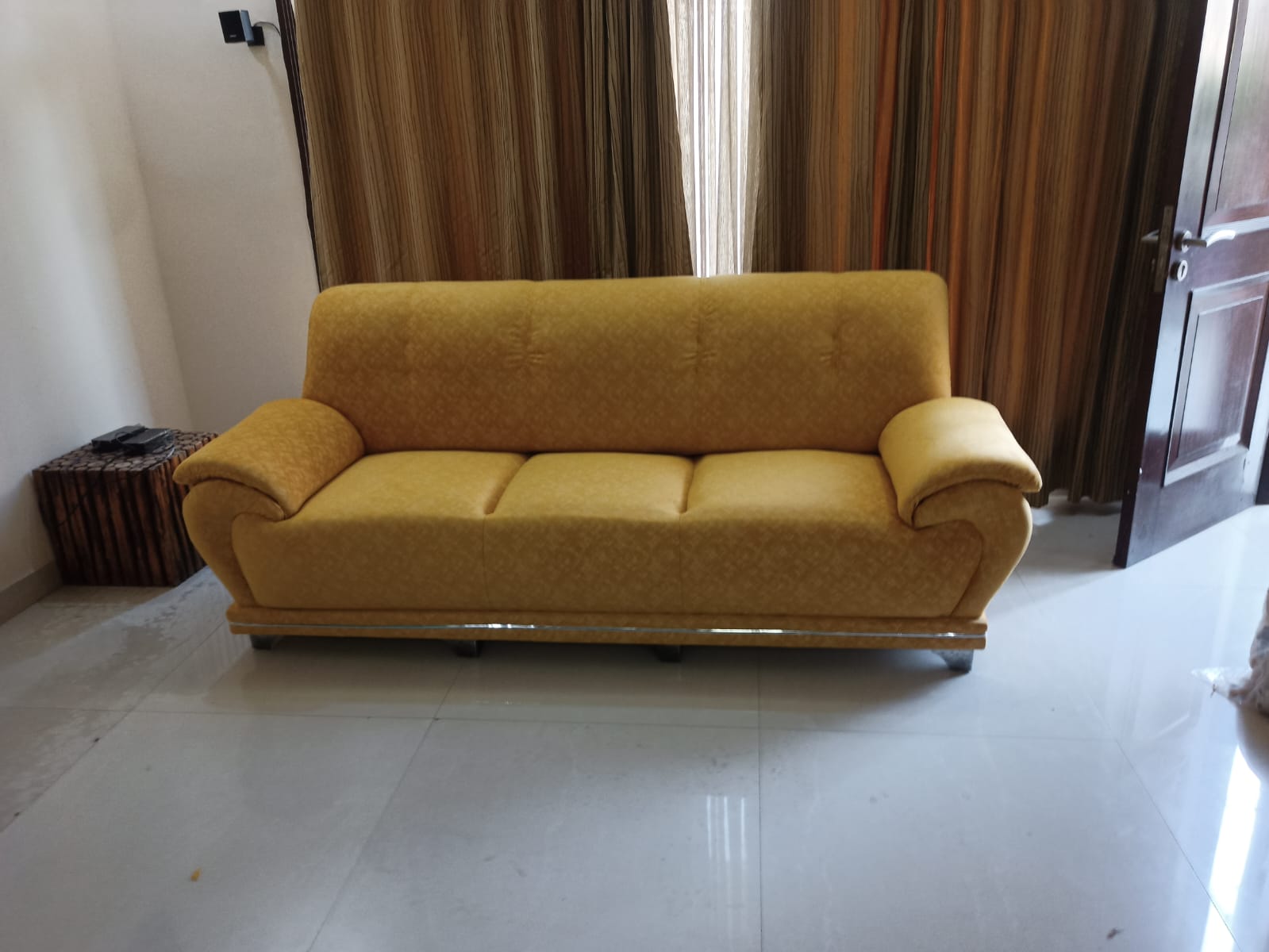 MR Sofa Center sofa work 2